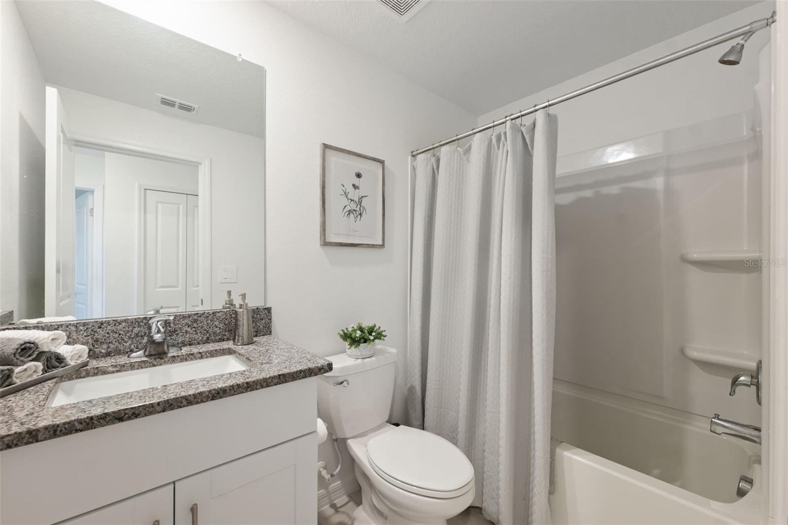 Image 18 of 27 For 8977 Gallantree Place