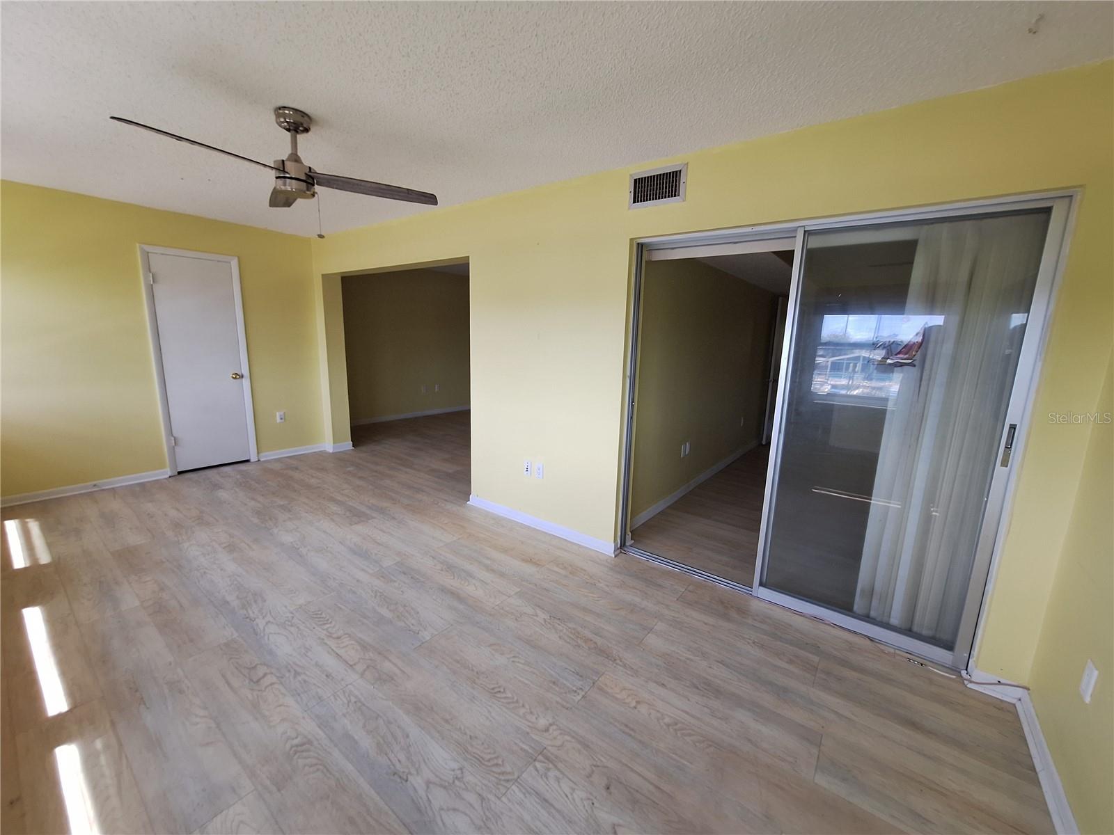 Image 31 of 75 For 4518 Garnet Drive 202