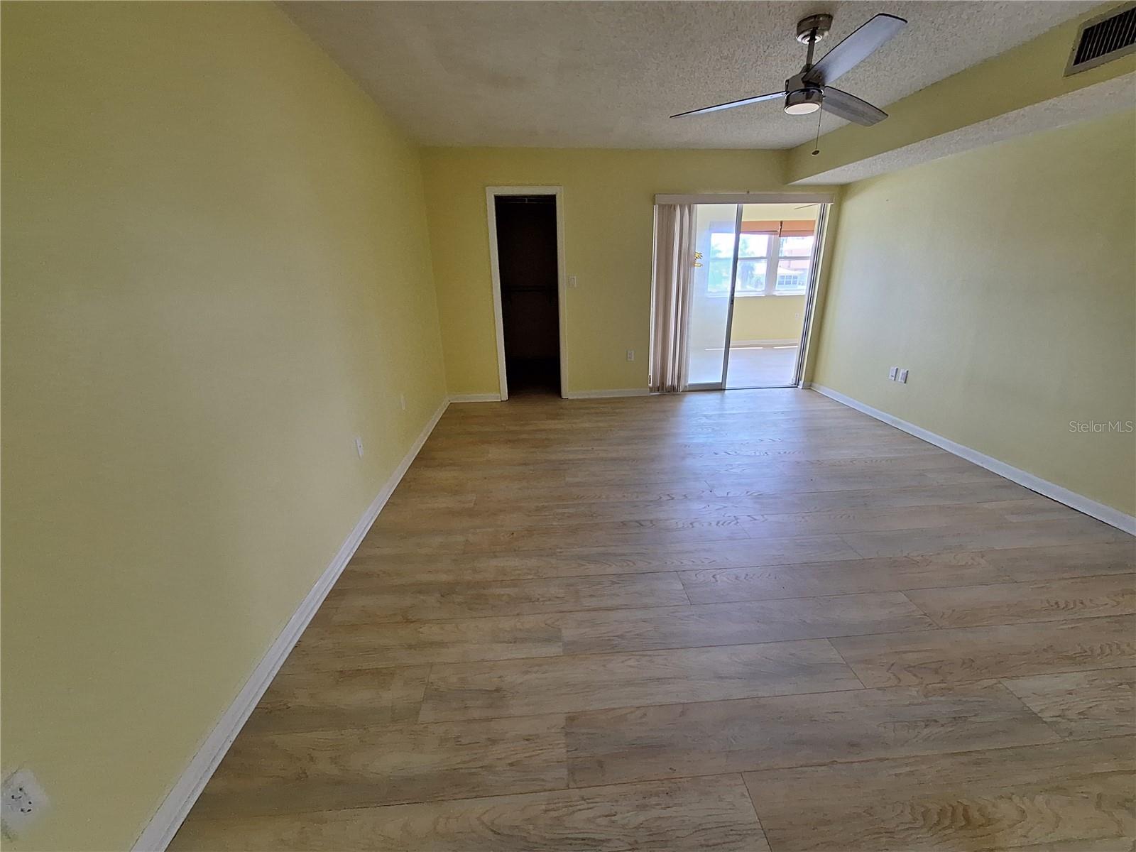 Image 35 of 75 For 4518 Garnet Drive 202