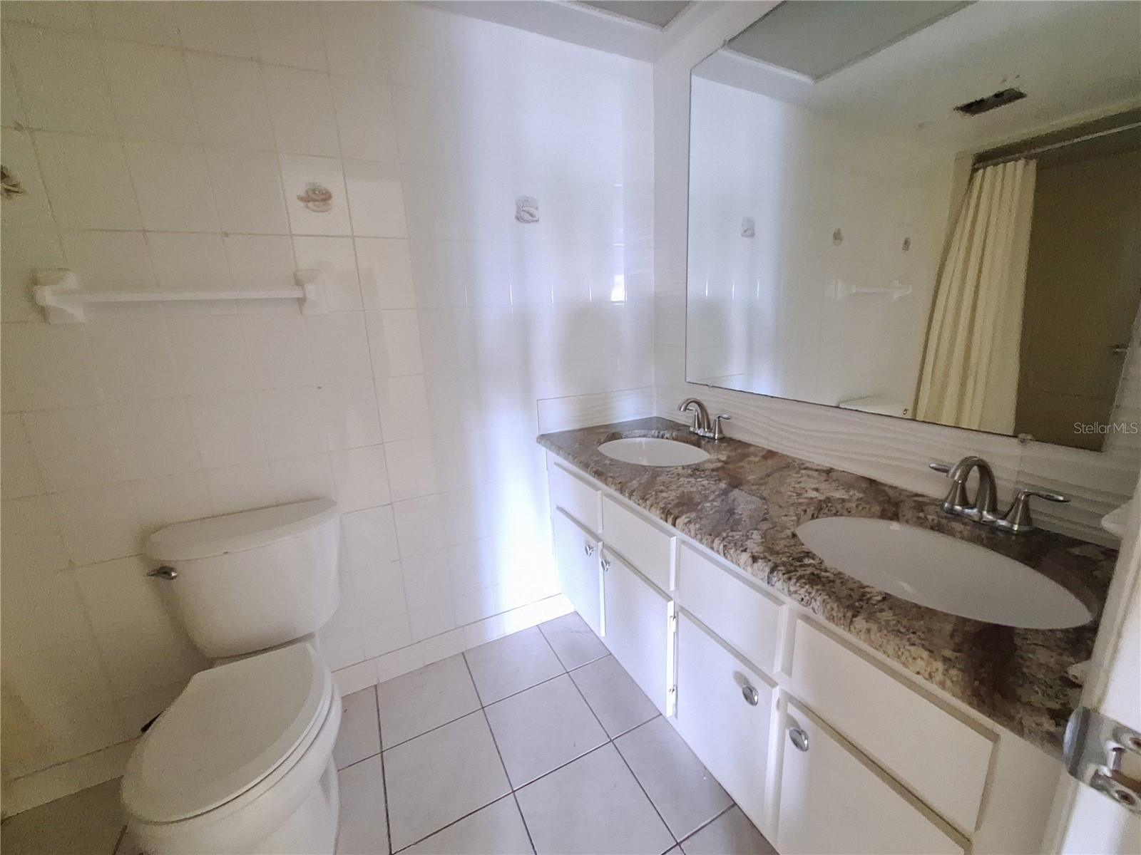 Image 40 of 75 For 4518 Garnet Drive 202