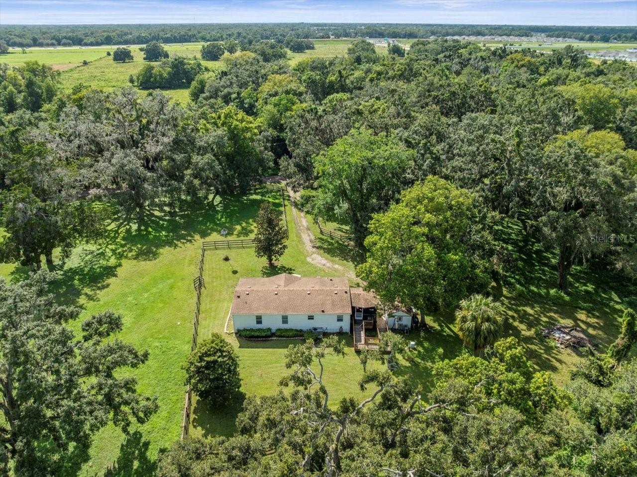 Image 2 of 44 For 18810 Kuka Lane
