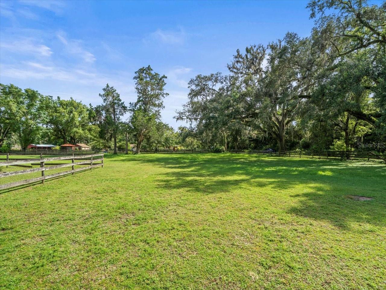Image 35 of 44 For 18810 Kuka Lane