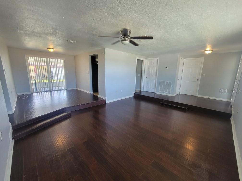 Image 4 of 19 For 6032 12th Avenue
