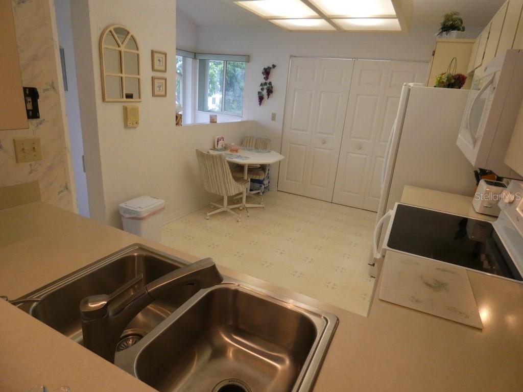 Image 11 of 29 For 12405 Eagleswood Drive D
