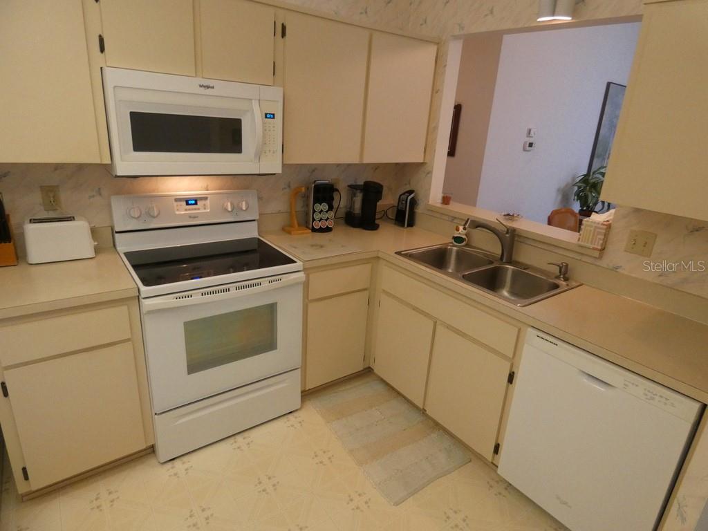 Image 7 of 29 For 12405 Eagleswood Drive D