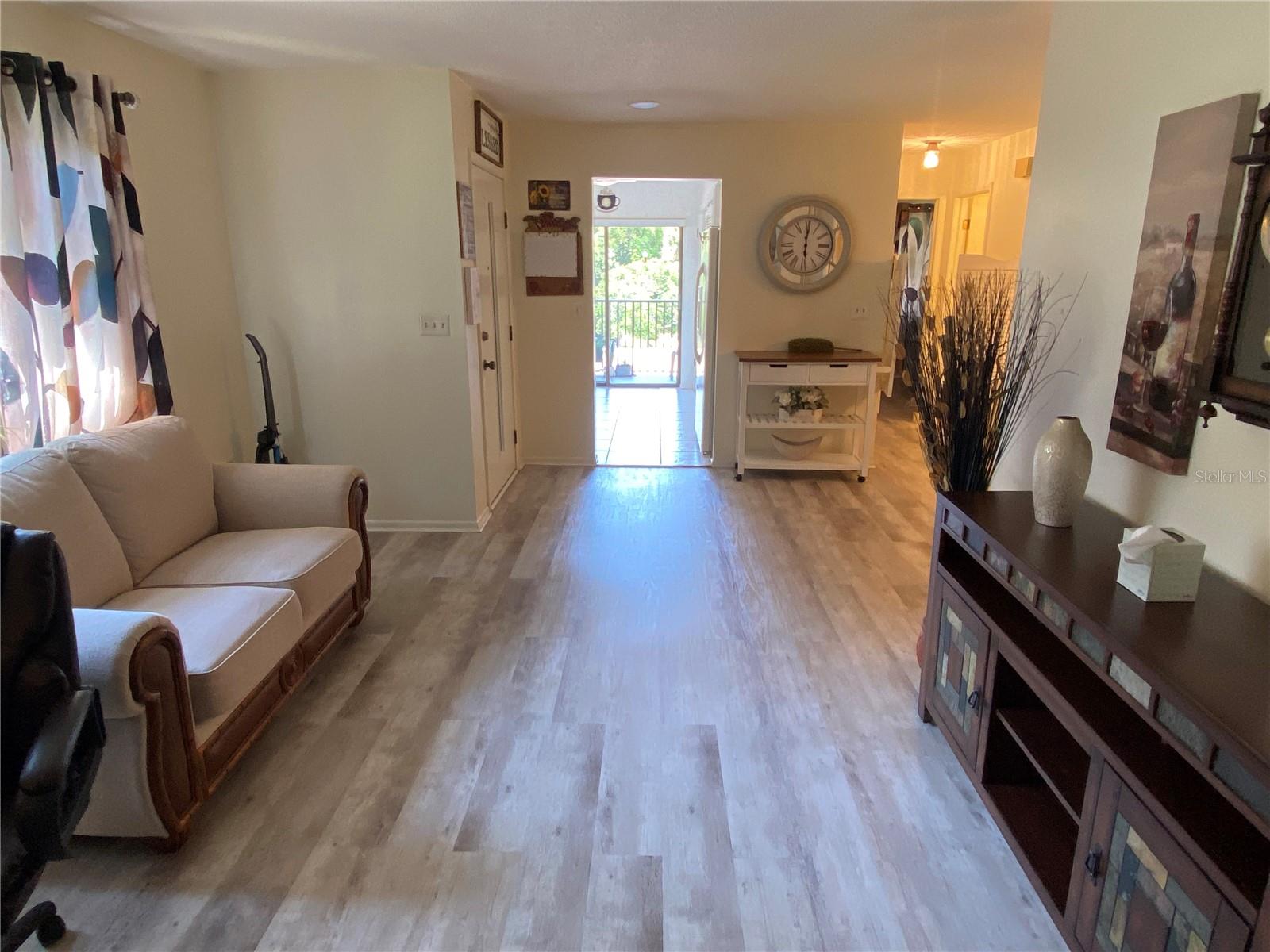 Image 10 of 42 For 12906 Wedgewood Way D