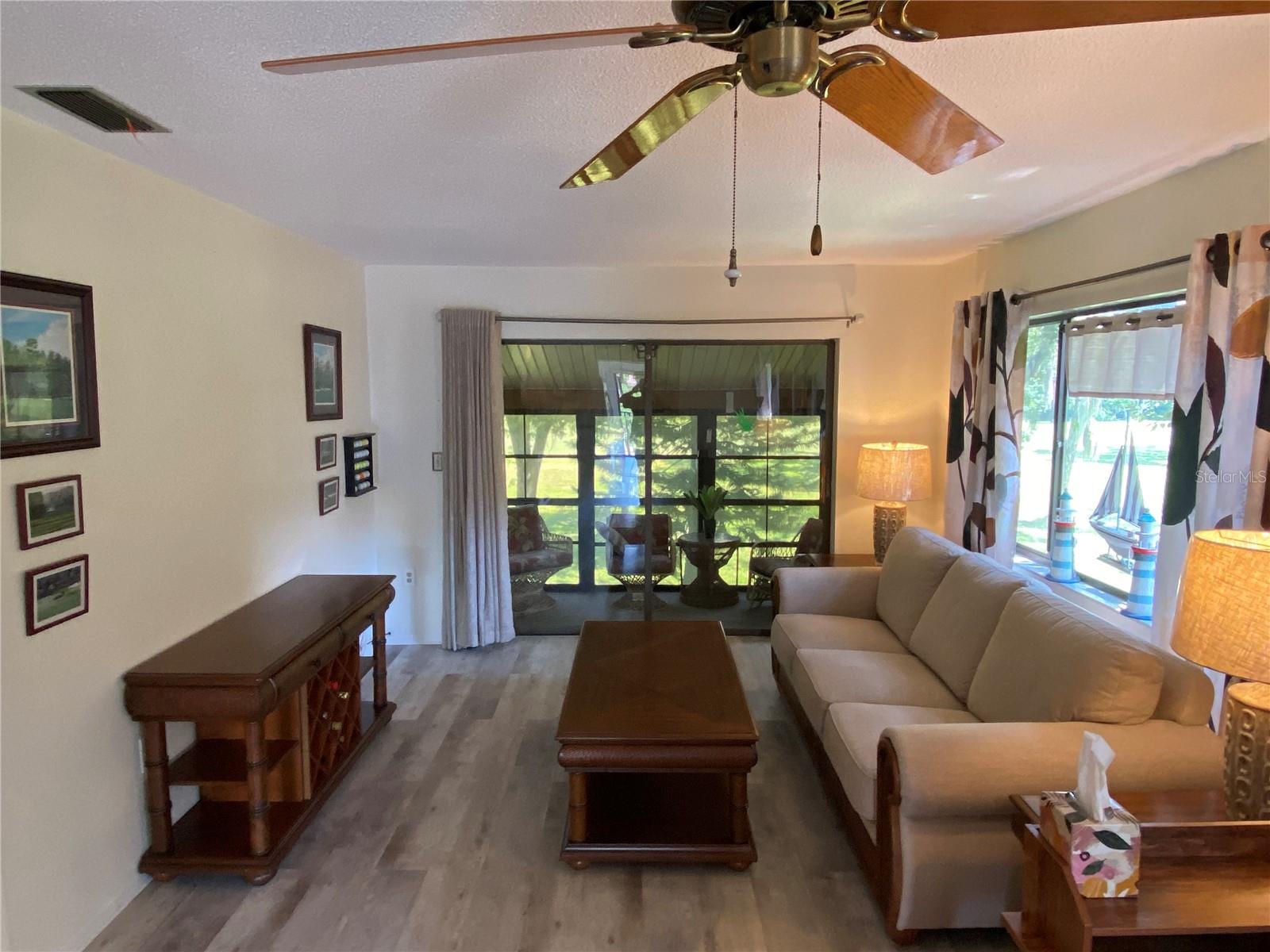 Image 17 of 42 For 12906 Wedgewood Way D