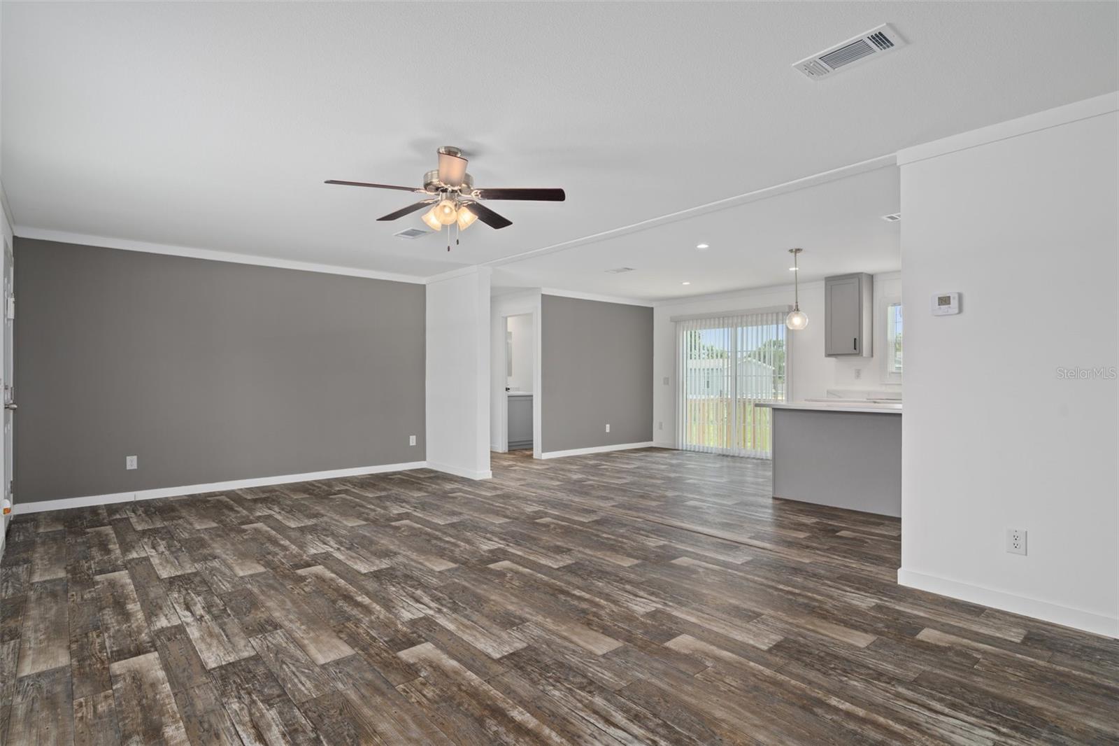 Image 7 of 41 For 16092 Naples Street
