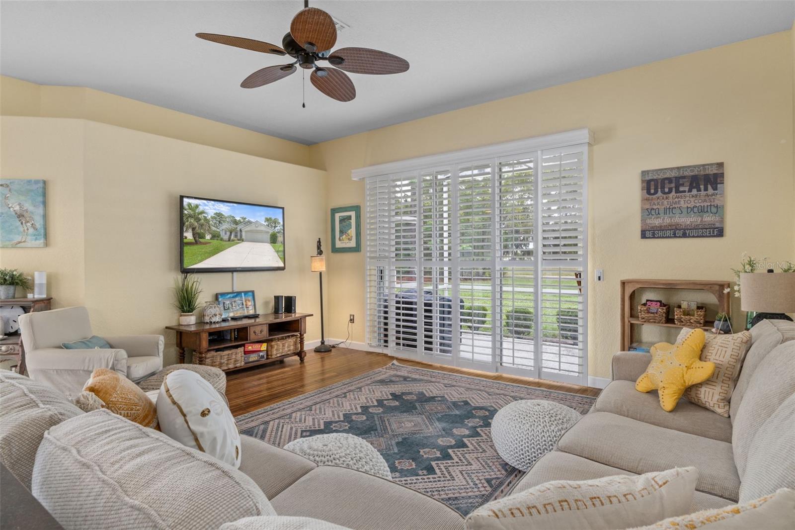 Image 16 of 52 For 9171 Penelope Drive