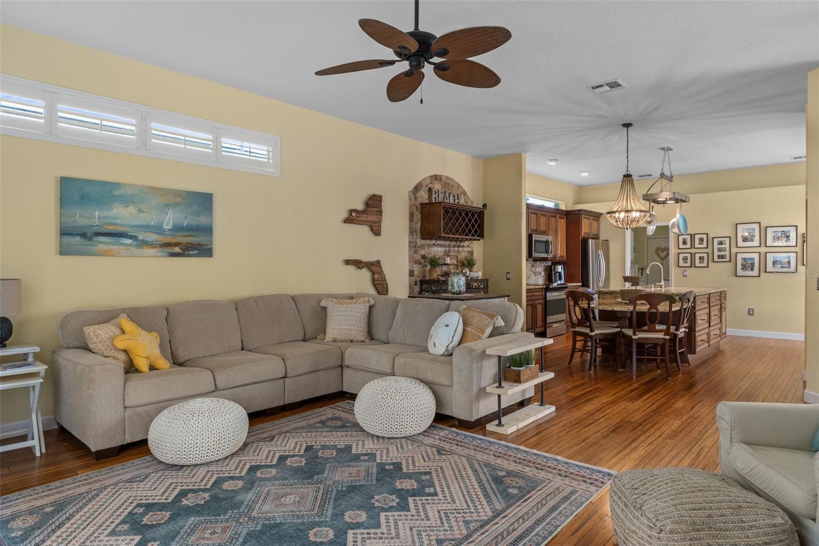 Image 17 of 52 For 9171 Penelope Drive