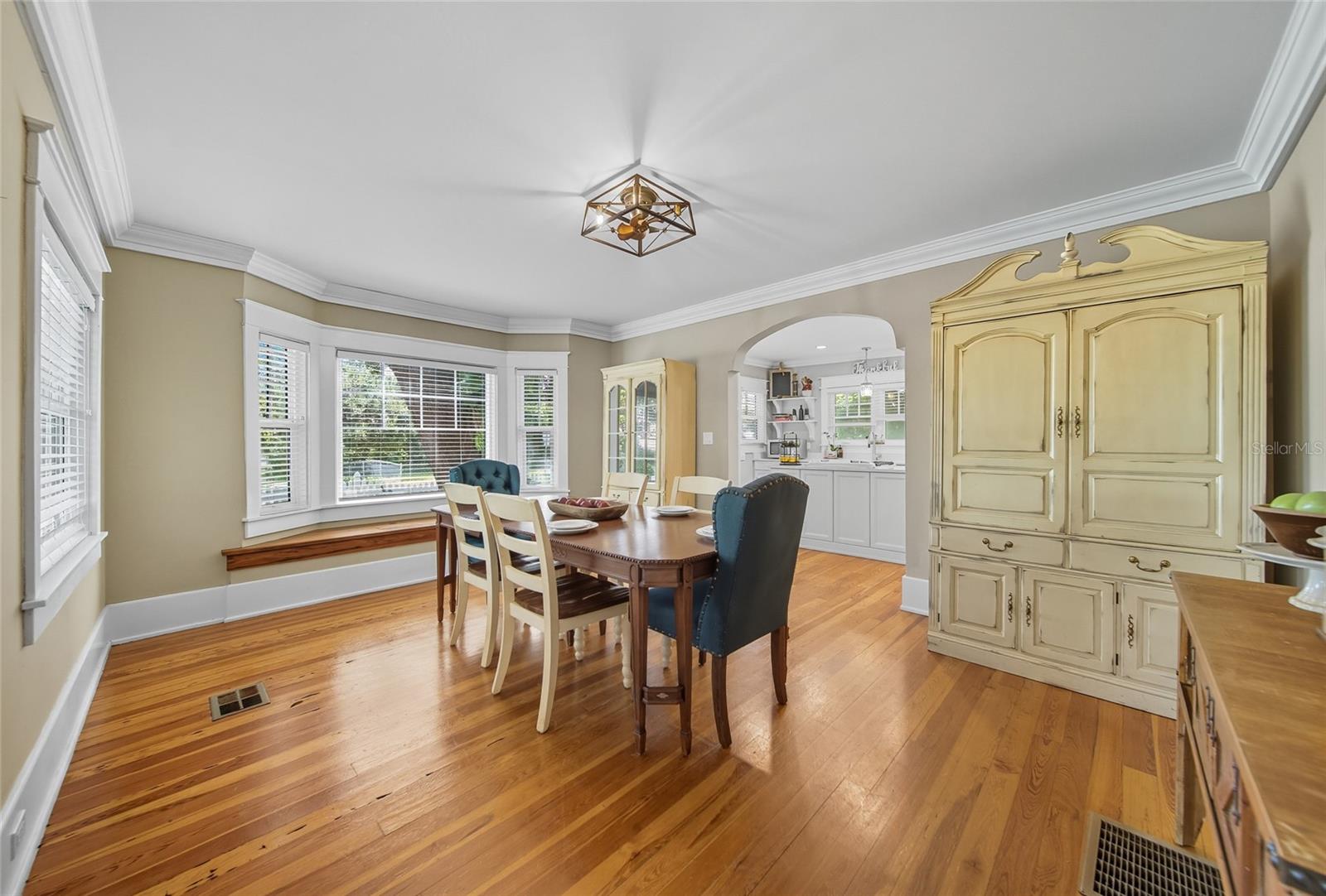 Image 15 of 44 For 601 5th Street W