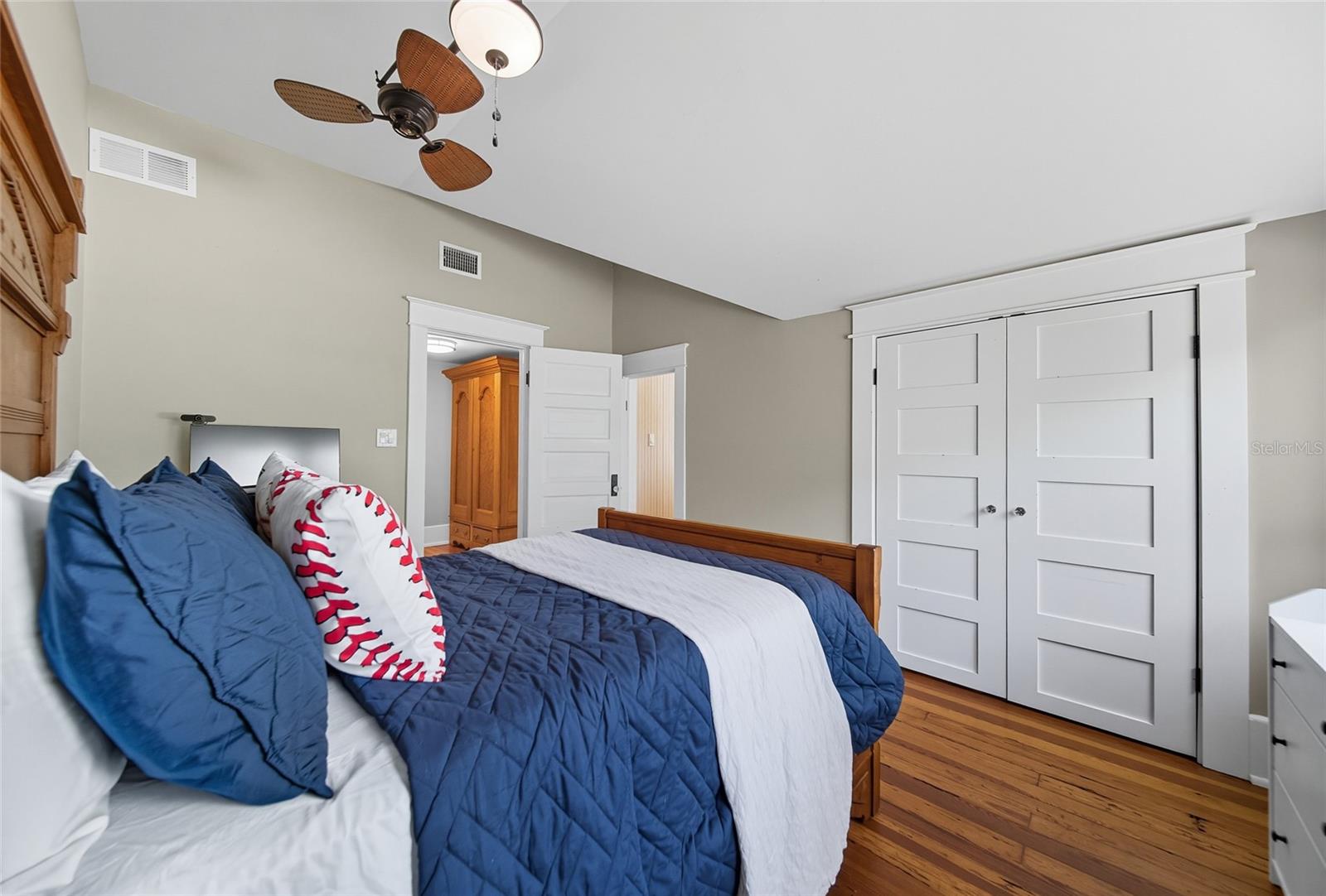Image 33 of 44 For 601 5th Street W