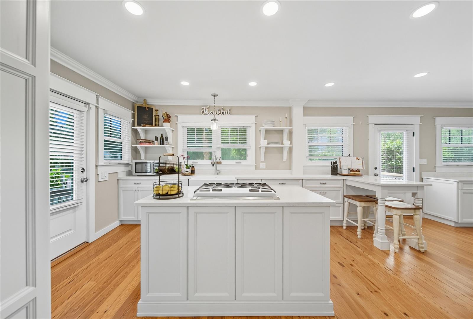Image 5 of 44 For 601 5th Street W