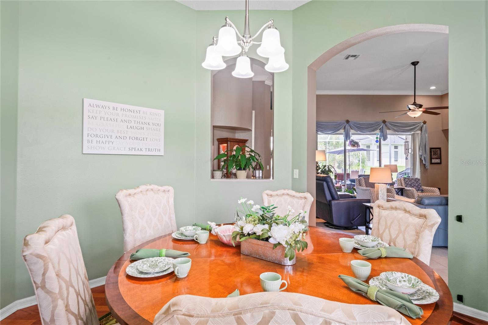 Image 19 of 62 For 9272 Westshore Drive