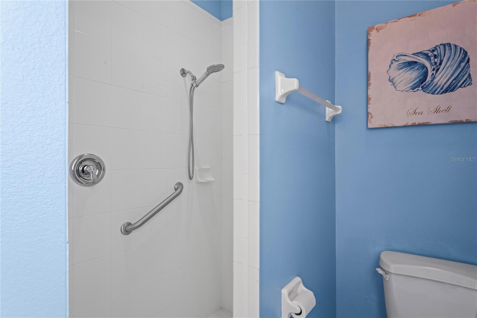 Image 41 of 62 For 9272 Westshore Drive