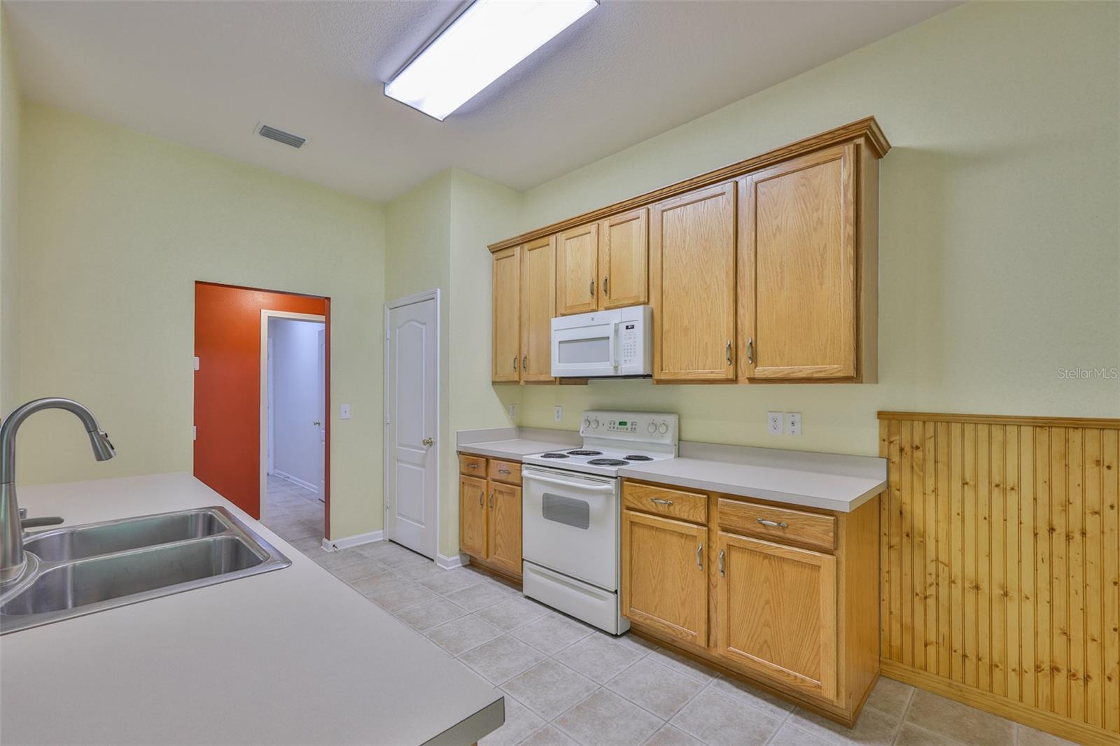 Listing photo id 14 for 5717 Riva Ridge Drive