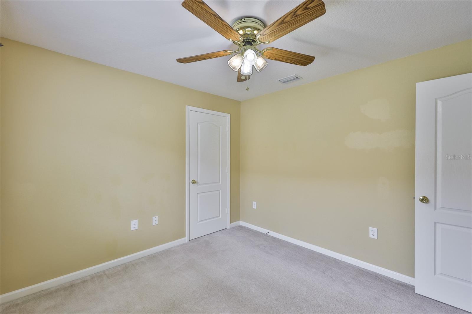 Listing photo id 27 for 5717 Riva Ridge Drive