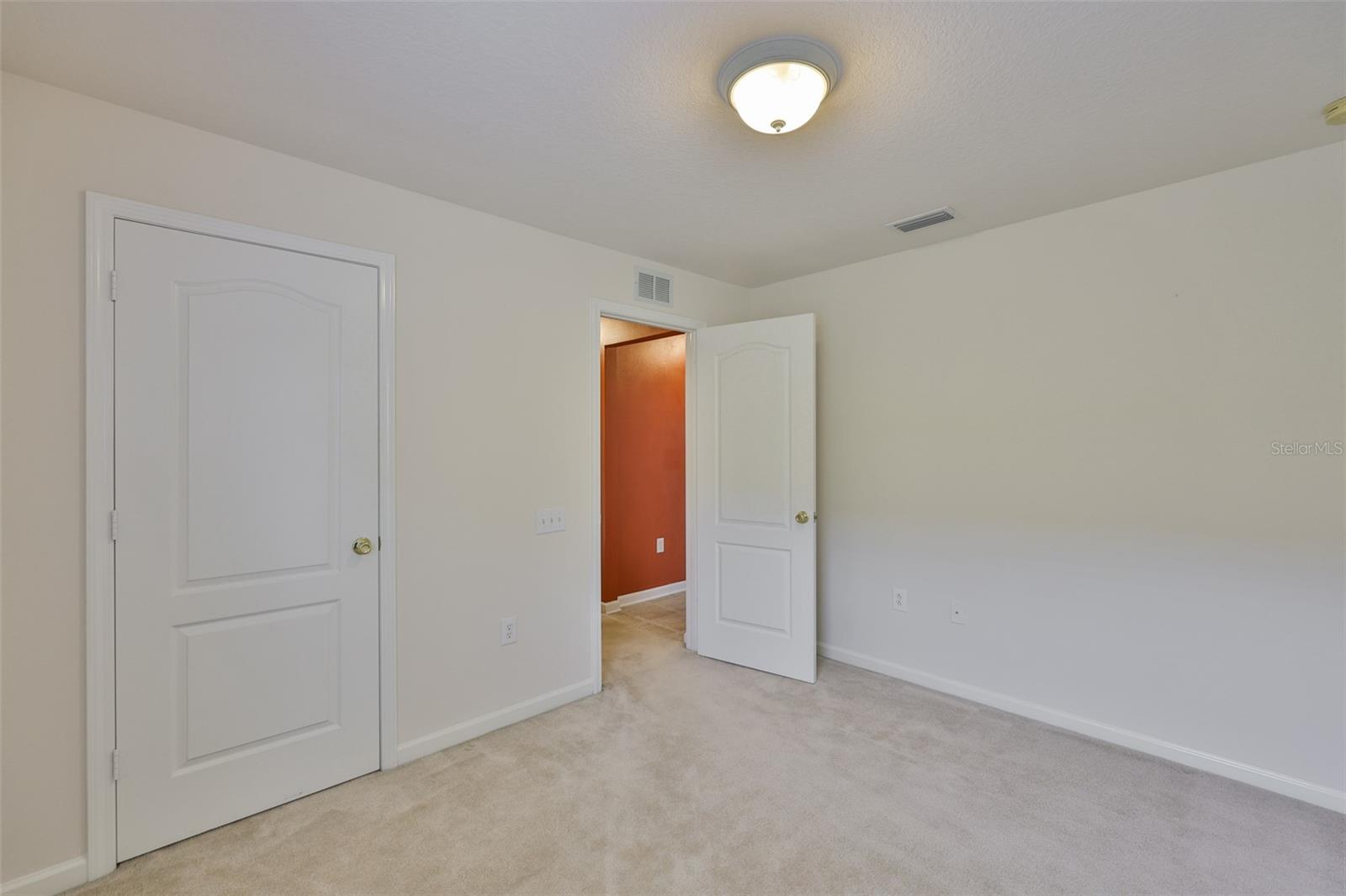 Listing photo id 31 for 5717 Riva Ridge Drive