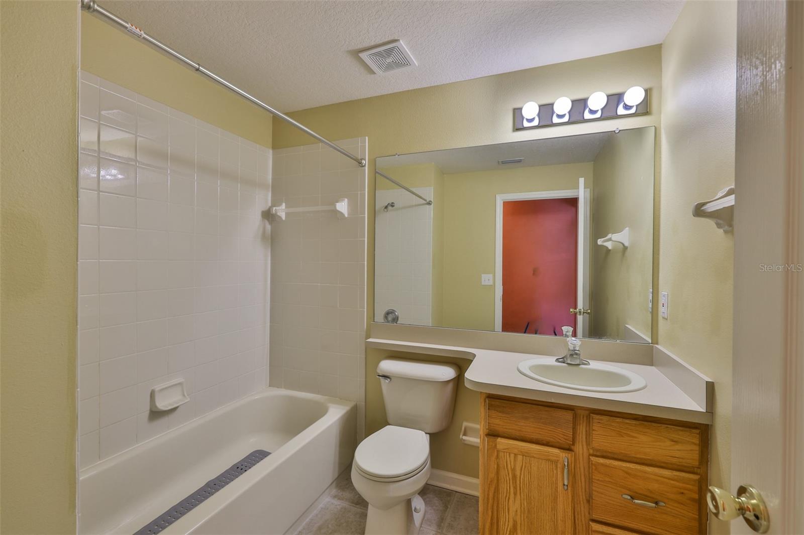 Listing photo id 32 for 5717 Riva Ridge Drive