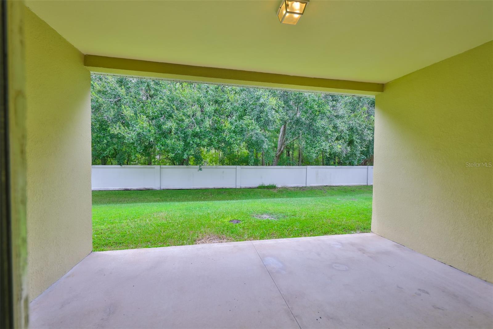 Listing photo id 35 for 5717 Riva Ridge Drive