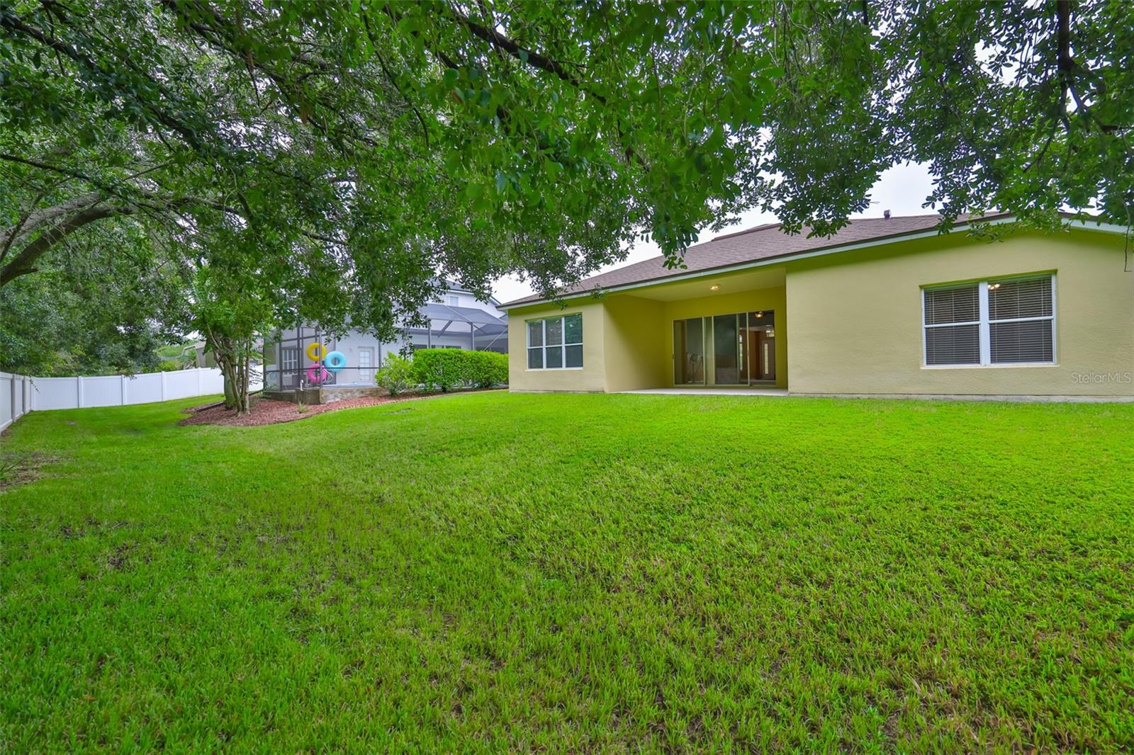 Listing photo id 37 for 5717 Riva Ridge Drive