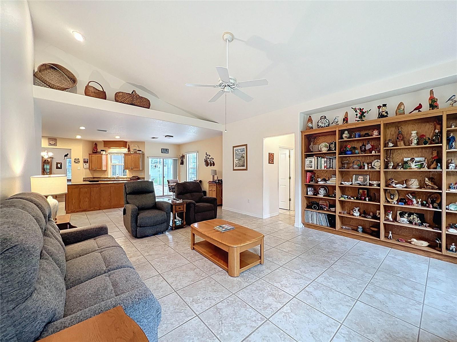 Listing photo id 27 for 13383 Cooper Road