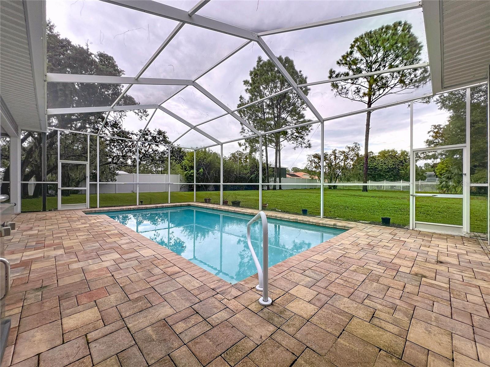Listing photo id 1 for 13383 Cooper Road