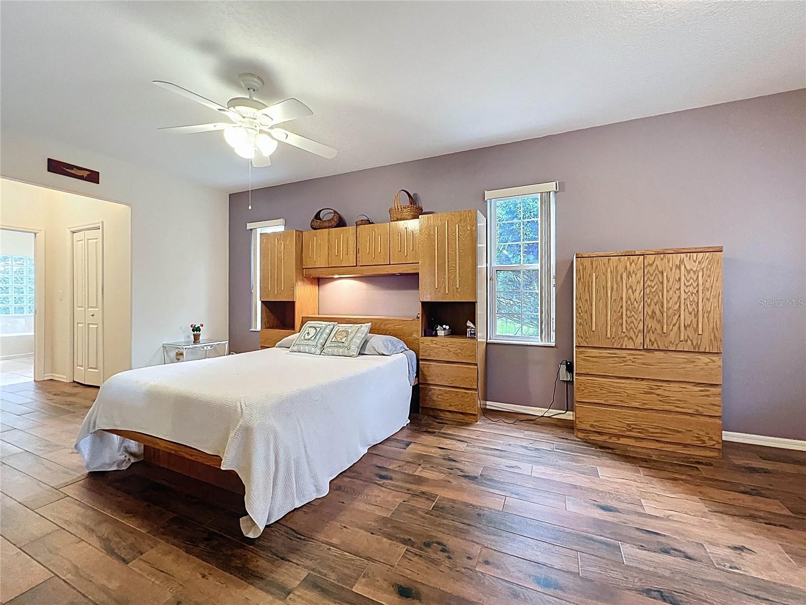 Listing photo id 32 for 13383 Cooper Road