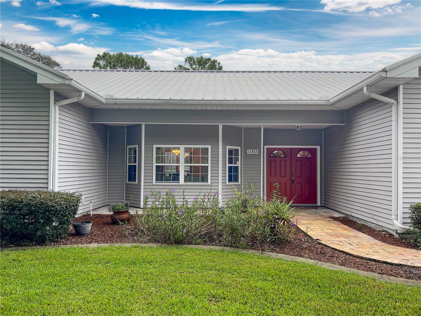 Listing photo id 2 for 13383 Cooper Road