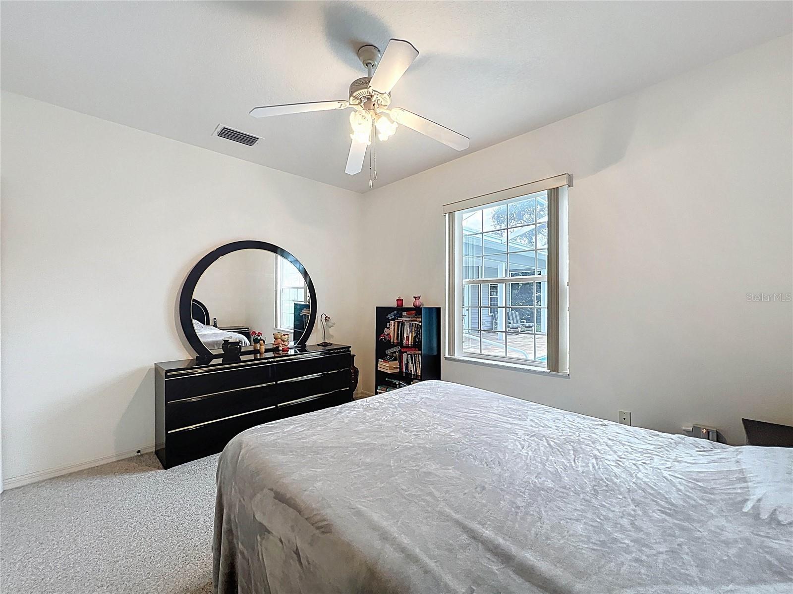 Listing photo id 47 for 13383 Cooper Road