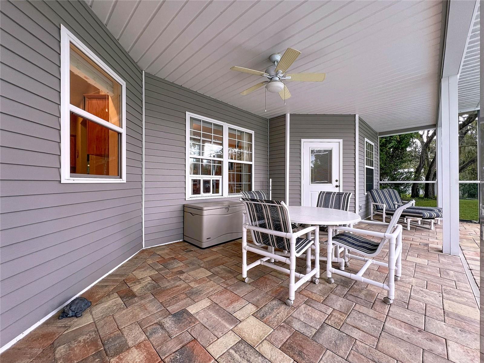 Listing photo id 58 for 13383 Cooper Road