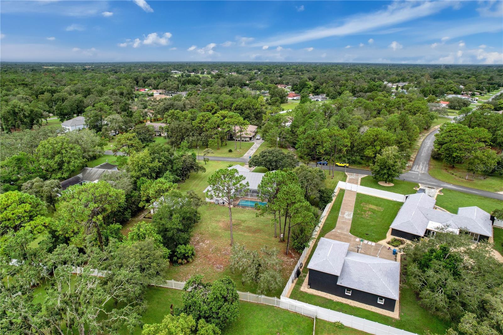 Listing photo id 68 for 13383 Cooper Road