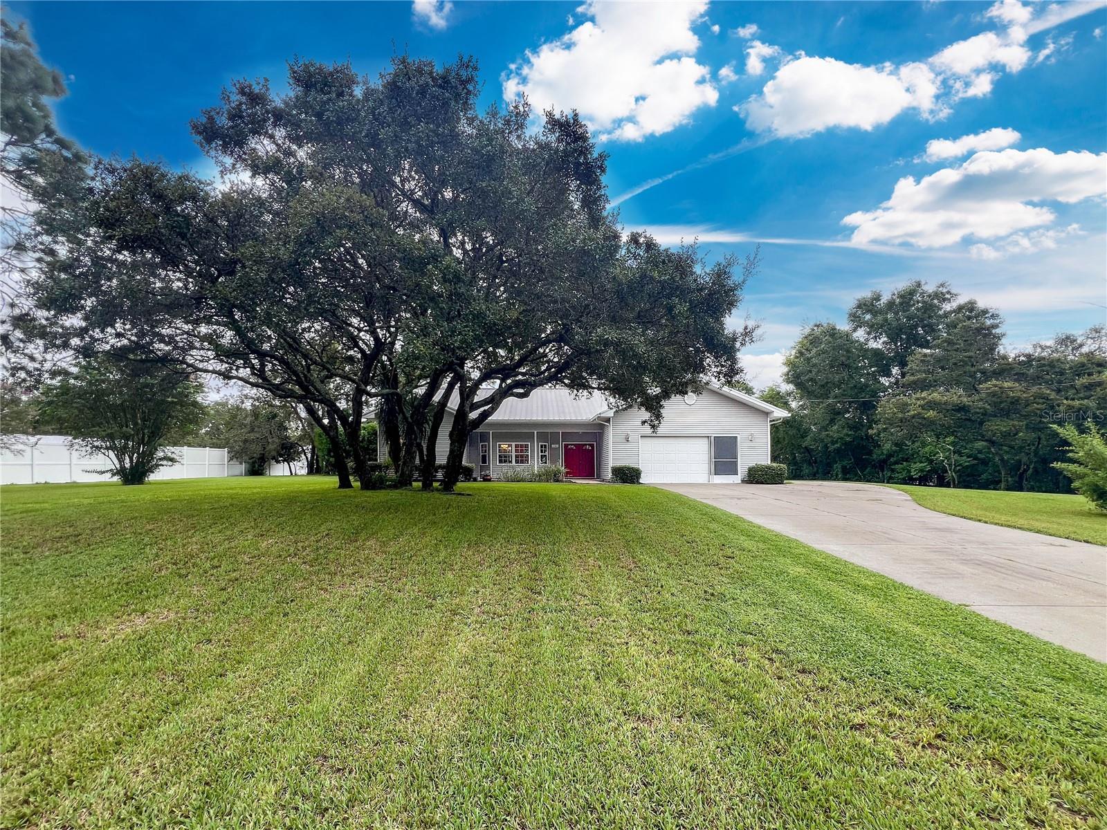 Listing photo id 76 for 13383 Cooper Road