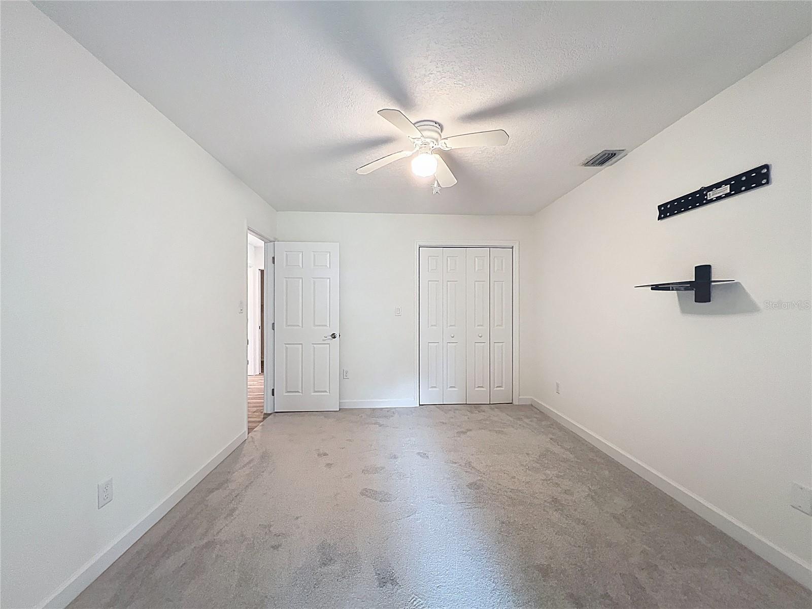 Image 29 of 70 For 11293 Bayshore Drive 87