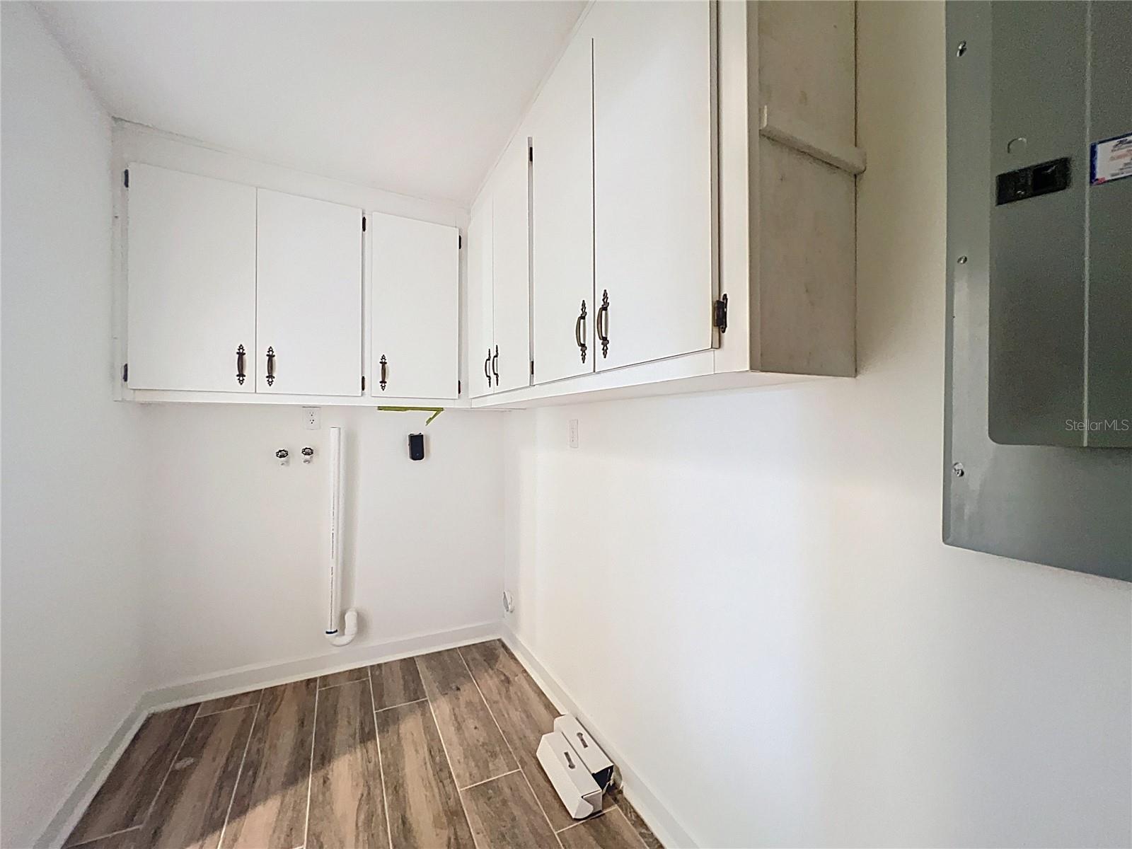 Image 36 of 70 For 11293 Bayshore Drive 87