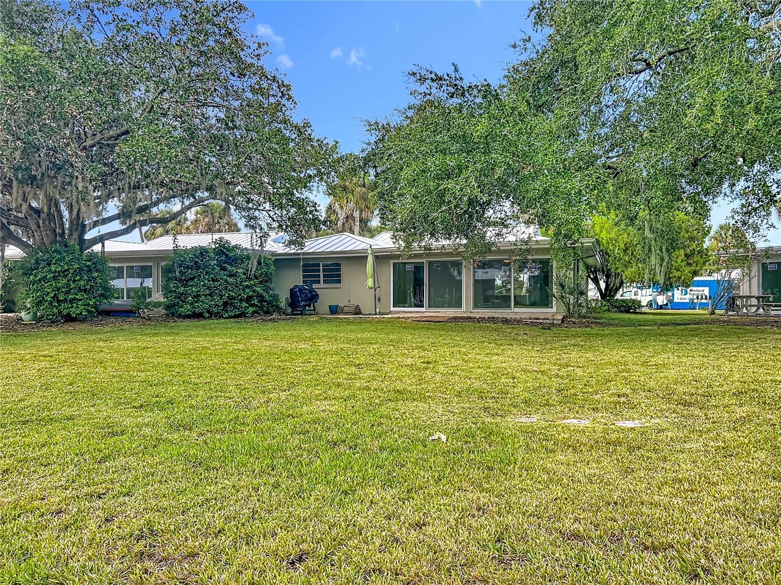 Image 41 of 70 For 11293 Bayshore Drive 87