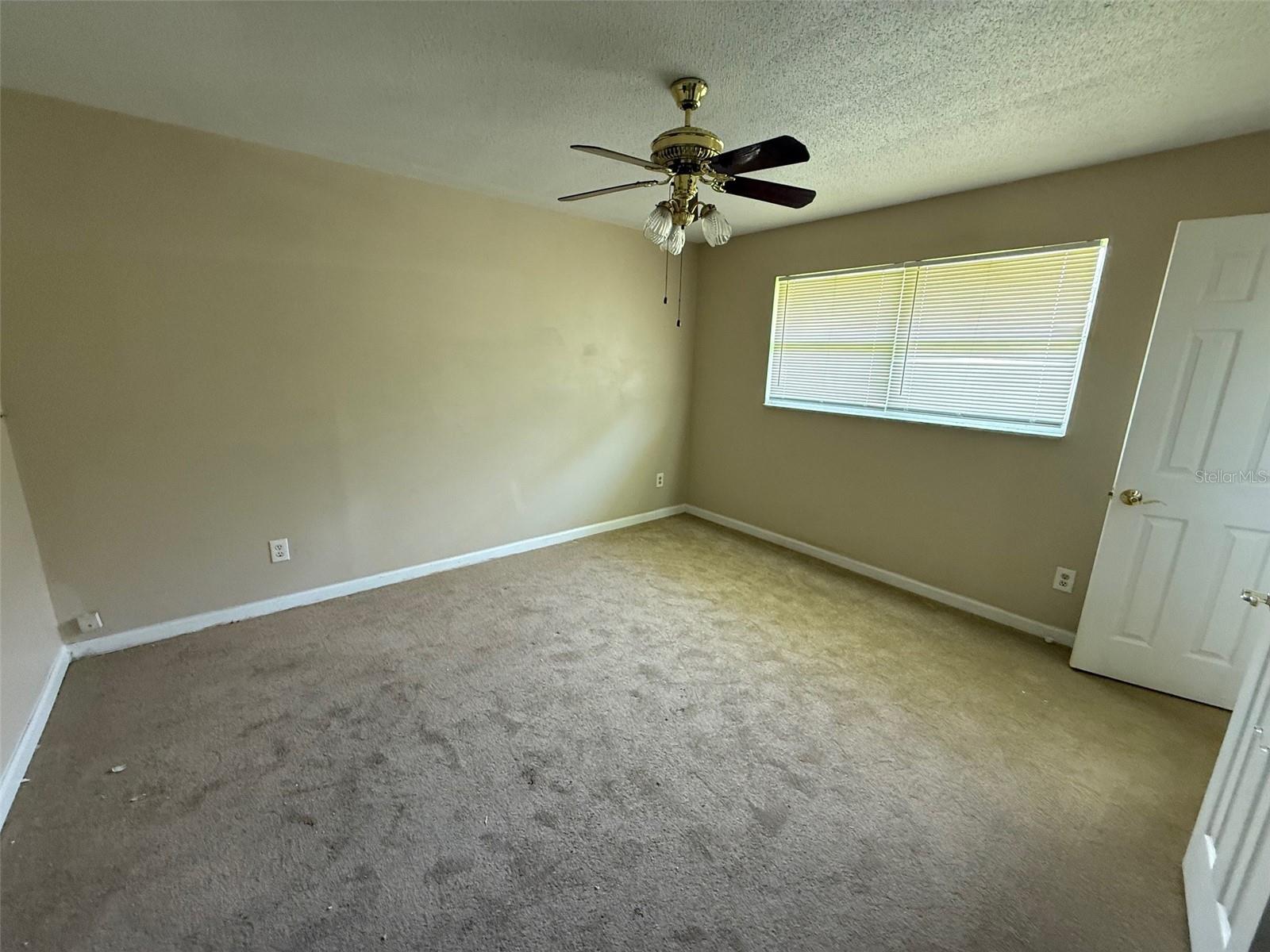 Image 9 of 23 For 931 Cedar Drive