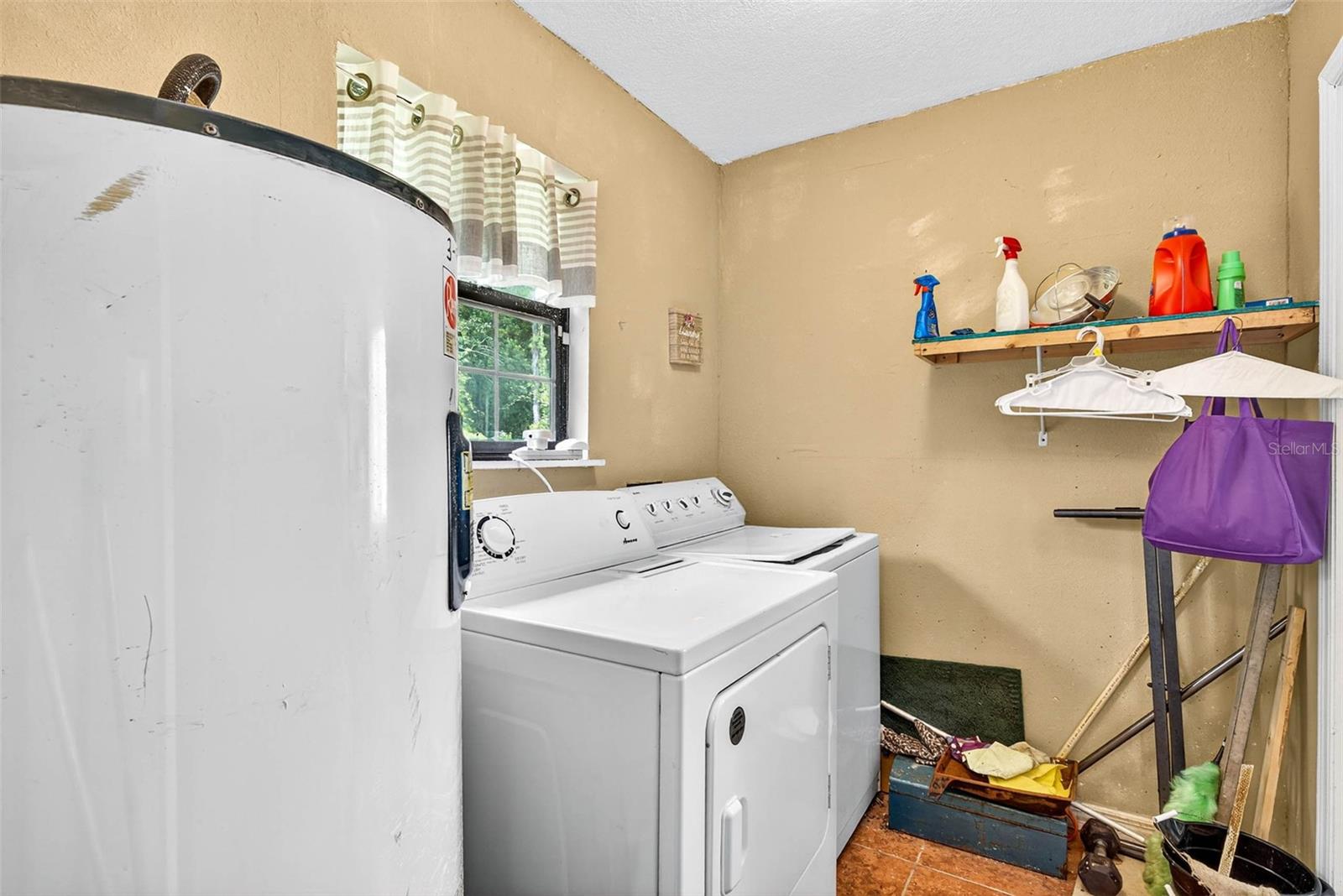 Image 14 of 42 For 9930 Leguna Street