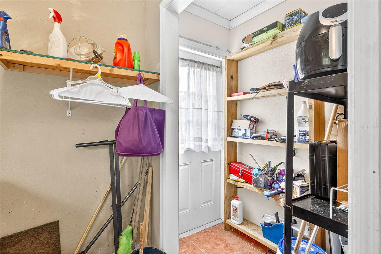 Image 15 of 42 For 9930 Leguna Street