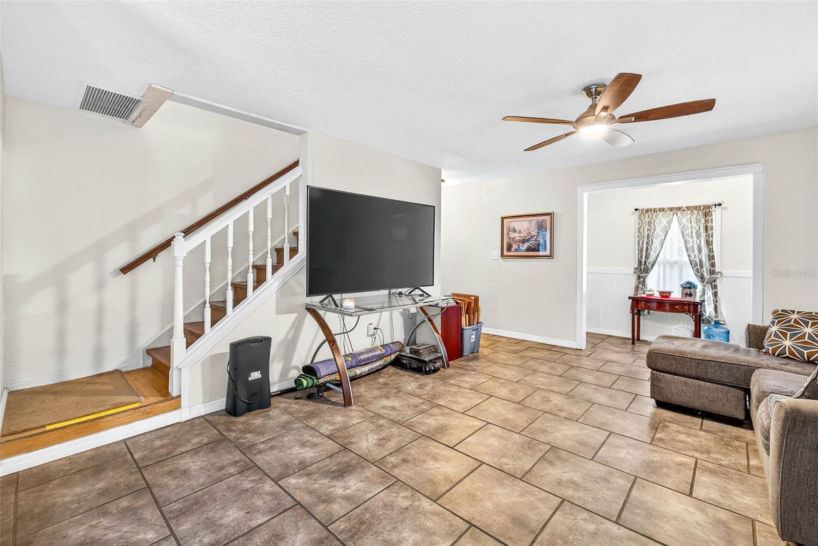 Image 2 of 42 For 9930 Leguna Street