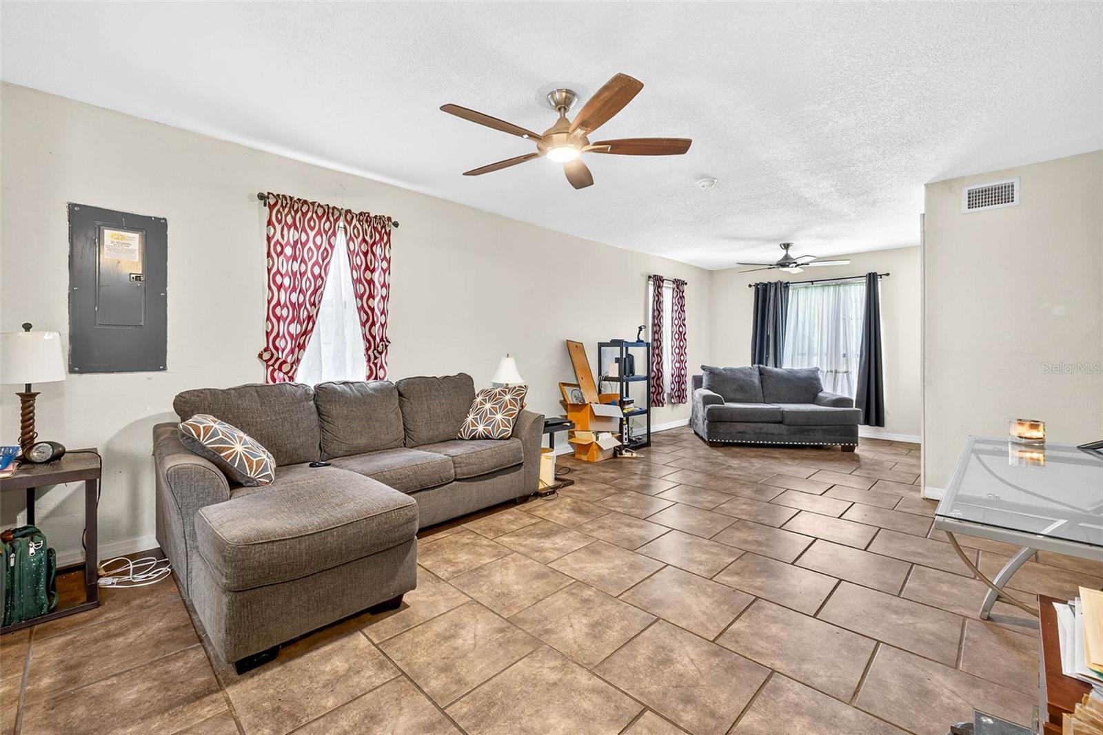 Image 3 of 42 For 9930 Leguna Street