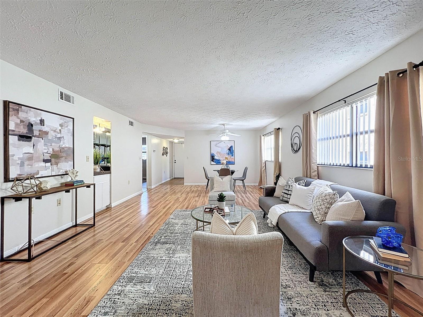 Listing photo id 11 for 7725 Forest Trail