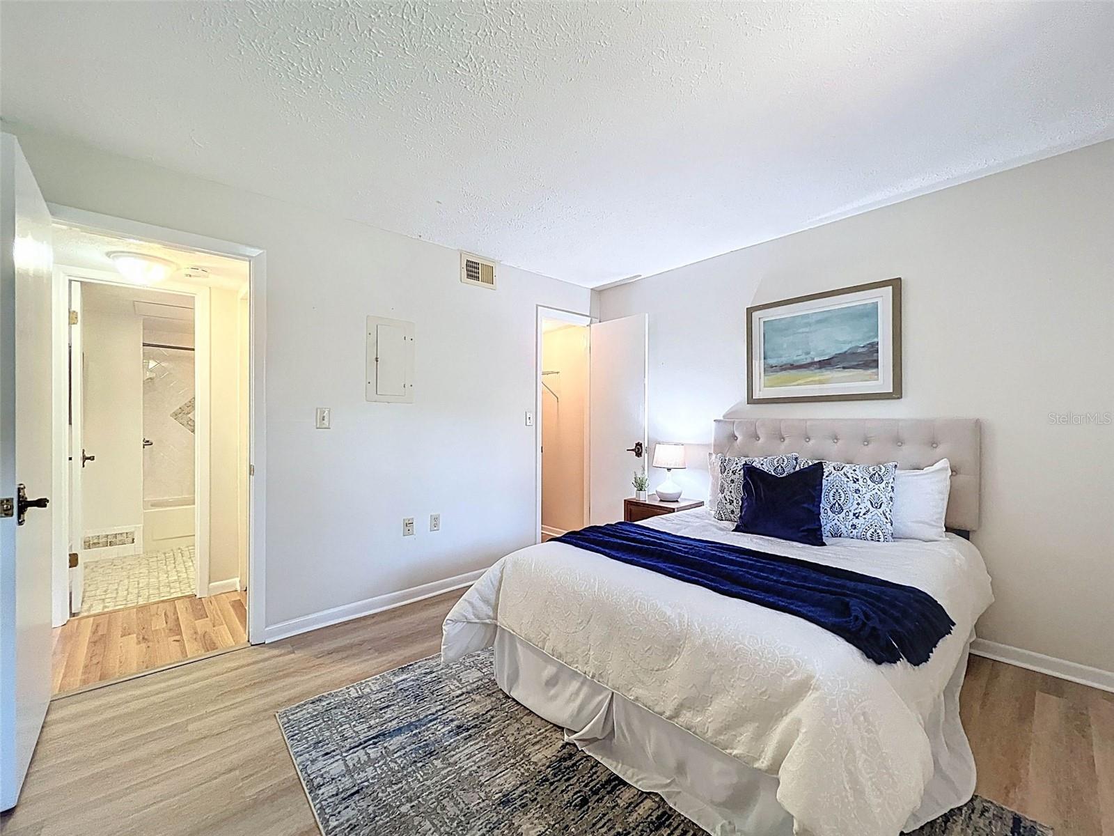 Listing photo id 20 for 7725 Forest Trail