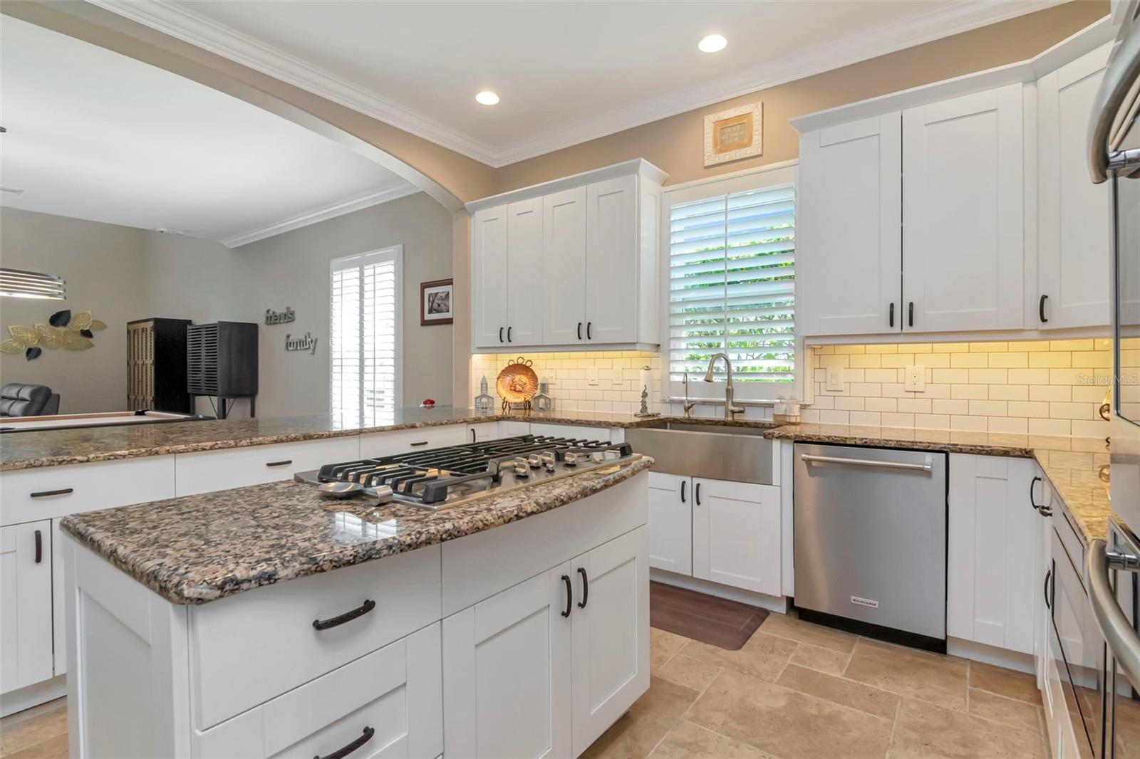 Image 10 of 49 For 5312 Avenal Drive