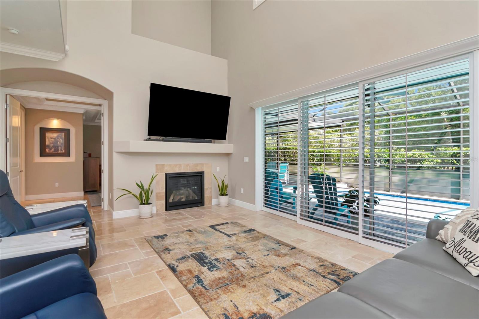 Image 19 of 49 For 5312 Avenal Drive