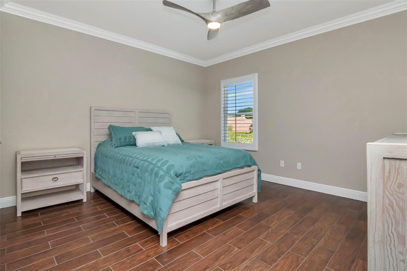 Image 35 of 49 For 5312 Avenal Drive