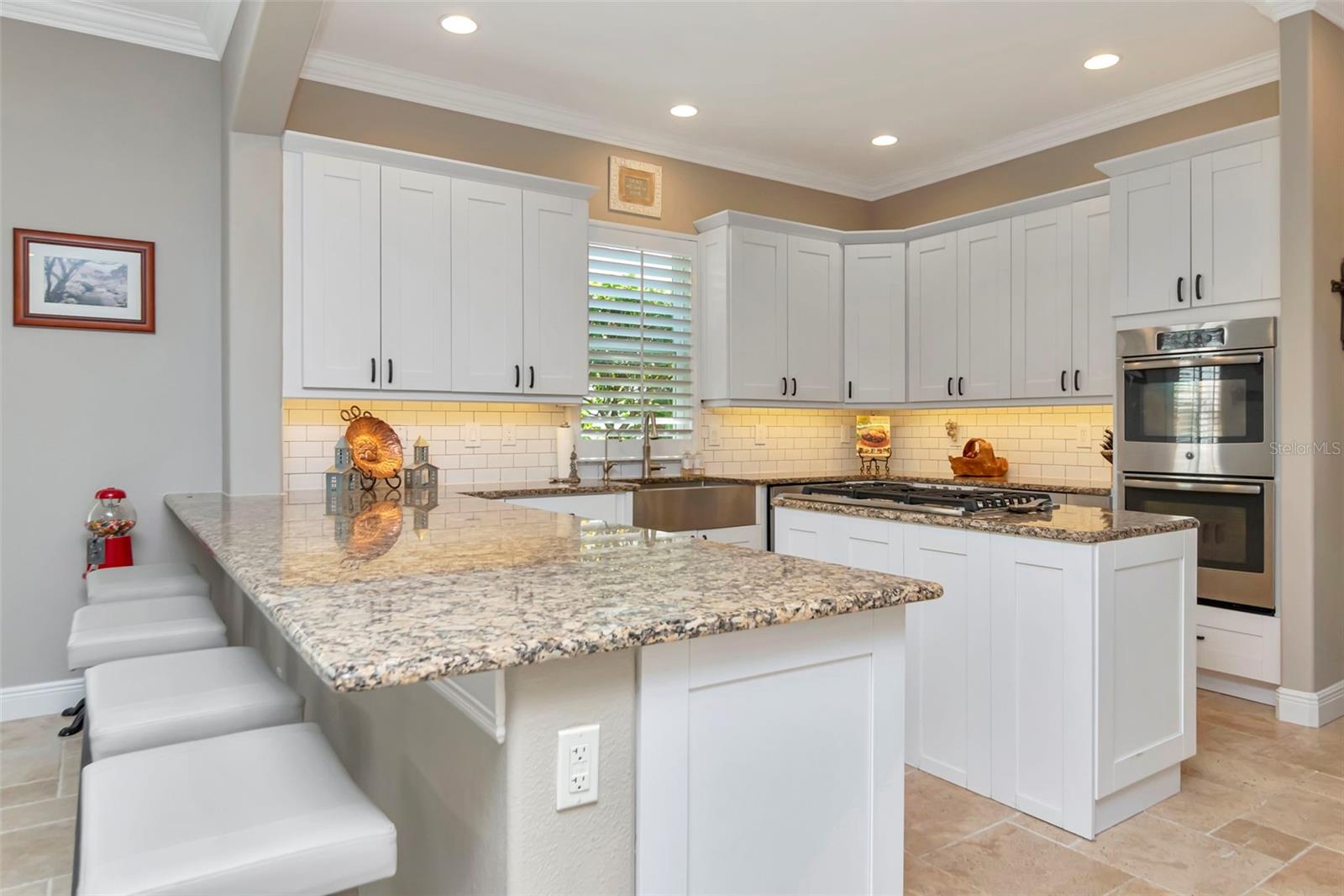 Image 38 of 49 For 5312 Avenal Drive
