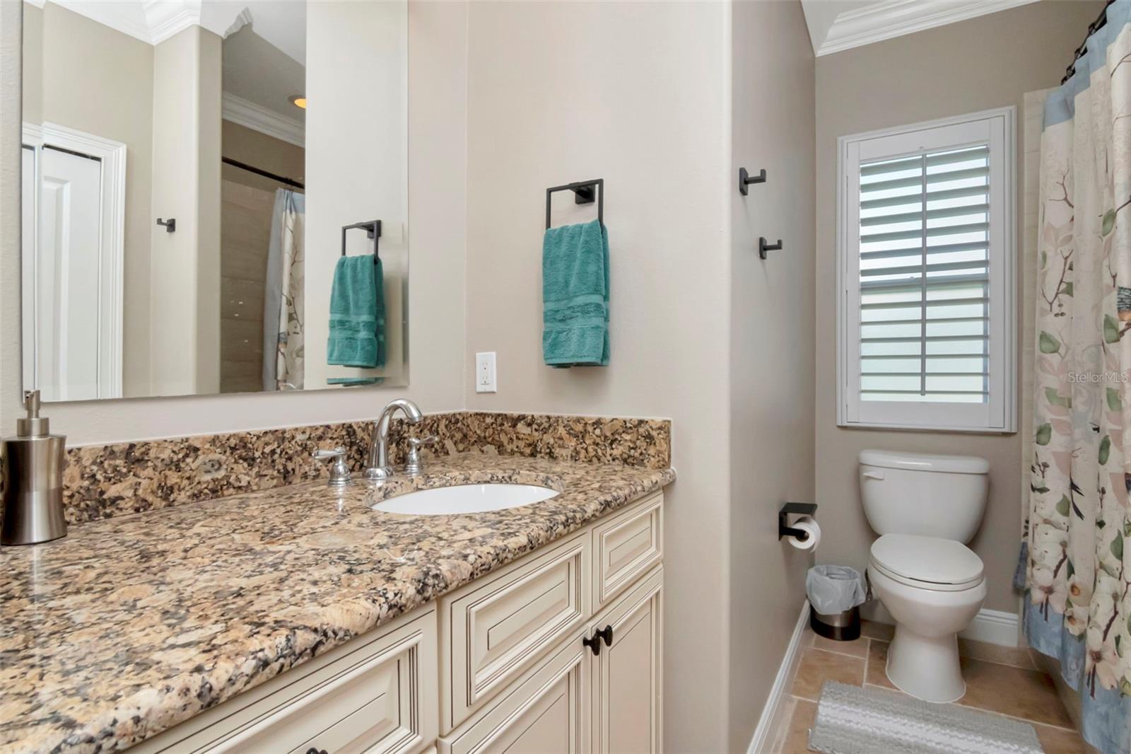 Image 40 of 49 For 5312 Avenal Drive