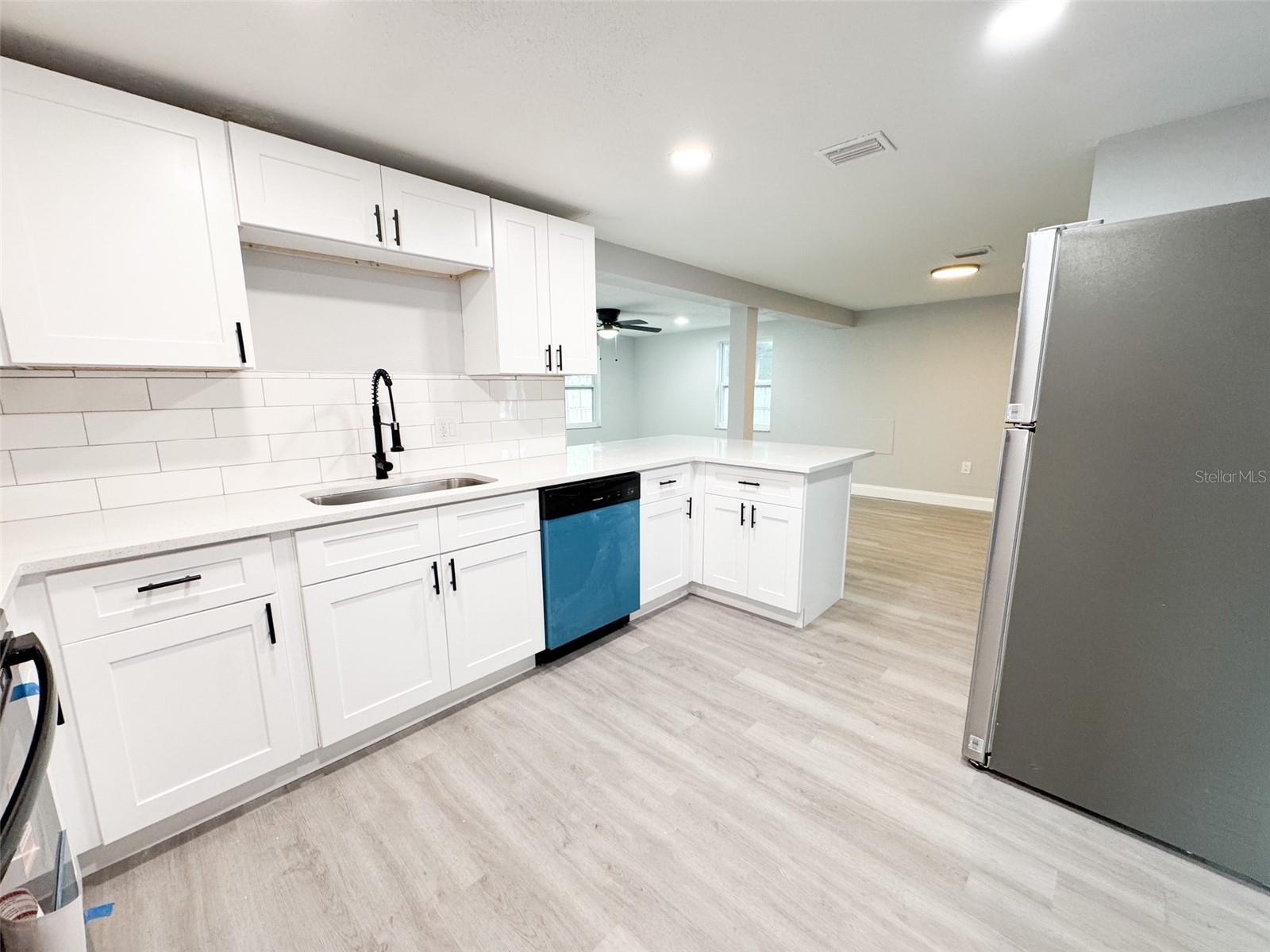 Image 10 of 35 For 8628 Roble Way