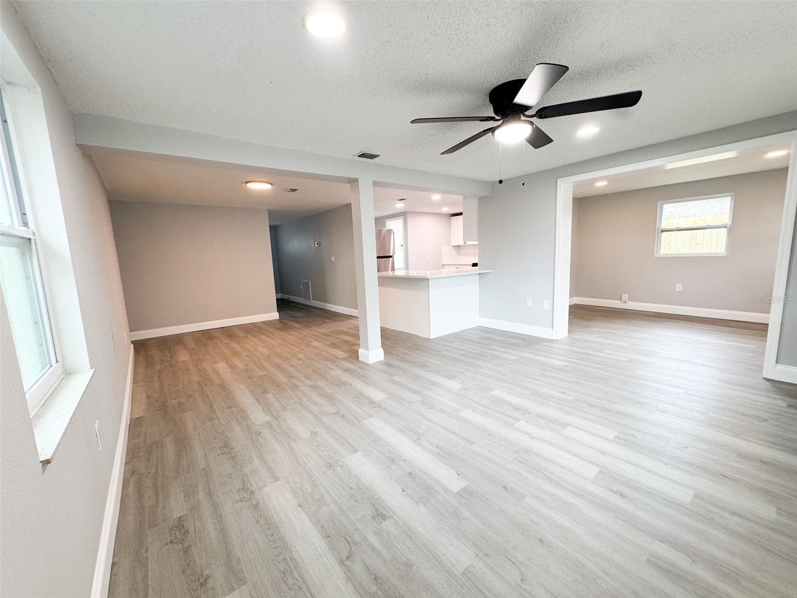 Image 16 of 35 For 8628 Roble Way